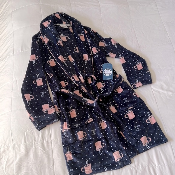 Life Is Good Other - NWT LIFE IS GOOD WOMNS SOFT PLUSH MINK FLEECE robe